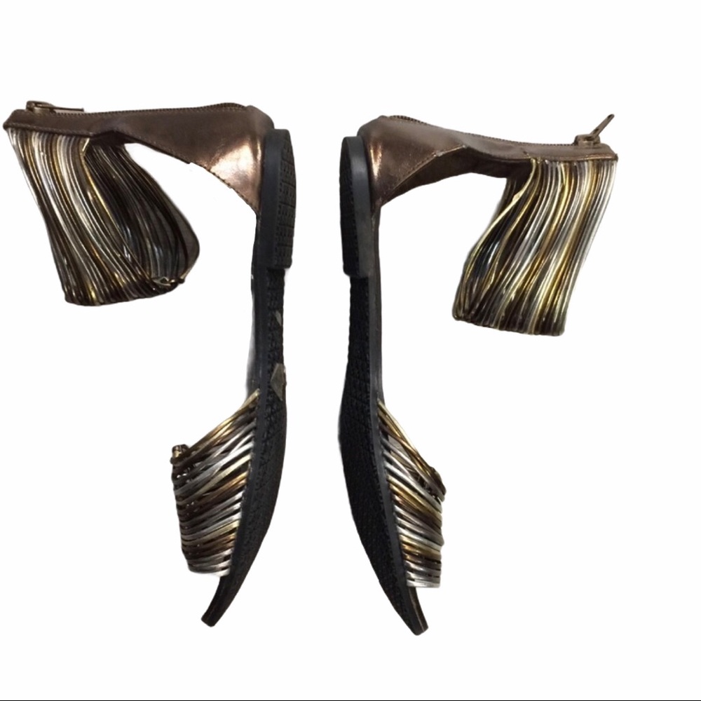 Bamboo gladiator sandals